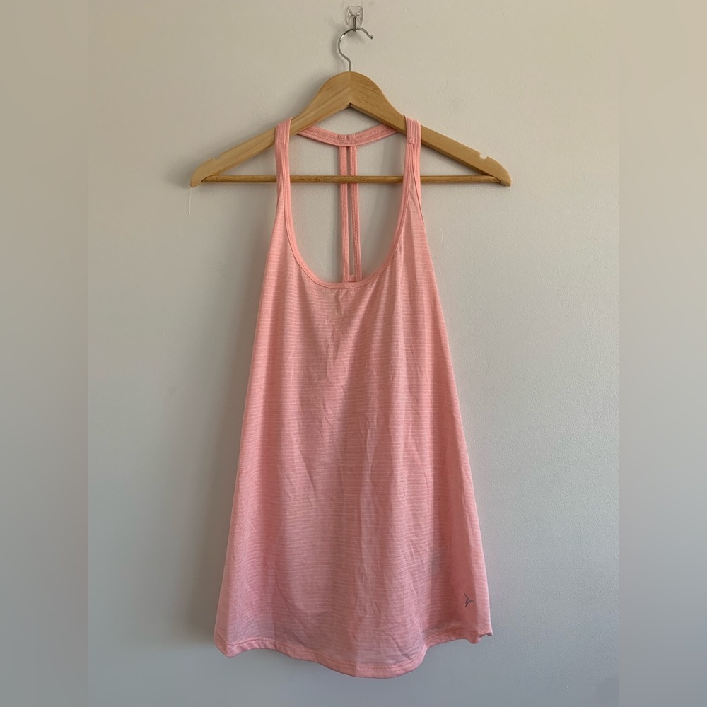 Old Navy Active Lightweight Open Back Peachy tank Top
